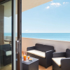 Отель Orizzonte Casesicule, Fantastic Sea View with Balcony and Big Windows, Wi-Fi, фото 8