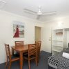 Отель Townsville Holiday Apartments, фото 2