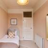Отель The Cranley Gardens Escape - Spacious 2bdr Flat, фото 4