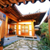 Отель Jeonju Constellation Hanok Stay, фото 2