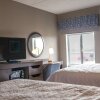 Отель Hampton Inn & Suites Scottsburg, фото 31