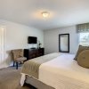 Отель Calabria Villa Near Disney - Pool - Game Room 6 Bedroom Home, фото 4
