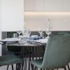 Отель Liiiving-Modern & Glam Rooftop Apartment, фото 12