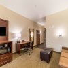 Отель Comfort Suites Grand Prairie - Arlington North, фото 5