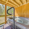Отель Ruidoso Cabin Rental w/ Hot Tub: Near Midtown!, фото 14