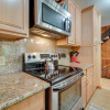 Отель Convenient Kings Beach Condo: 1 Mi to Lake Tahoe!, фото 6