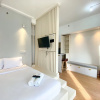Отель Homey And Elegant Studio Vasanta Innopark Apartment, фото 2