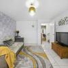 Отель Tayberry Close Contractors & Leisure Apartment by Leecroft Stays в Дерби