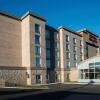 Отель Hampton Inn & Suites by Hilton St. John's Airport, фото 1