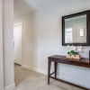 Отель Modern Dallas TownHome 2 BR fully furnis, фото 4