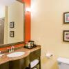 Отель Comfort Inn & Suites, фото 10