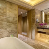 Отель Grand Skylight International Hotel Guiyang, фото 9