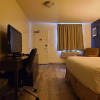 Отель Empire Inn & Suites, фото 6