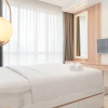 Отель Minimalist And Cozy 1Br Ciputra World 2 Apartment, фото 8