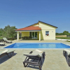 Отель Modern Villa With Pool and Parasol in Marcana, фото 16