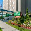 Отель Courtyard by Marriott New York JFK Airport в Нью-Йорке