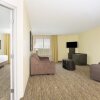 Отель Candlewood Suites Rochester Mayo Clinic Area, an IHG Hotel, фото 4