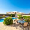 Отель Villa Felice Large Private Pool Walk to Beach Sea Views A C Wifi Car Not Required - 2776, фото 22