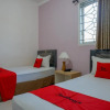 Отель RedDoorz Plus Syariah @ Hotel Boulevard Luwuk, фото 2
