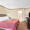 Отель Days Inn & Suites by Wyndham York, фото 3