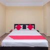Отель OYO 11062 Victoria Guest House, фото 5