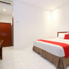 Отель RedDoorz Plus near Alun Alun Selatan 2, фото 5