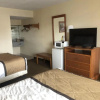Отель Hole Inn the Wall Hotel - Fort Walton Beach - Sunset Plaza - nearby Beaches & Hurlburt, фото 5