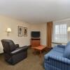 Отель Candlewood Suites Chambersburg, an IHG Hotel, фото 22