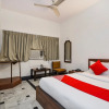 Отель Mayur by OYO Rooms, фото 16