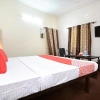 Отель Urban Guest House By OYO Rooms, фото 3