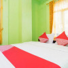Отель OYO 1419 Rhona Guest House Syariah, фото 3