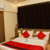 Отель OYO Rooms Prahlad Nagar Garden, фото 1