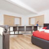 Отель Inviting 3-bed Apartment in Roma 4mins to Colosseo, фото 6