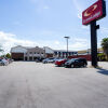 Отель Econo Lodge, фото 1