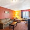 Отель Quality Inn & Suites, фото 18