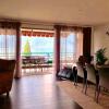 Отель Luxury Lake View Apartment в Монтре