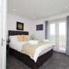 Отель Super Prime Duloch - Dunfermline - 2 Bed Executive Apartment, фото 1