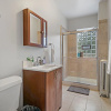 Отель Portage Park Classic 1BR Apt in Montrose, фото 10