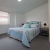 Отель Nelson Bay Breeze, Unit 39/1 Trafalgar Street, фото 5