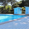 Отель Wonderful 2 Bedrooms Apt in Residence - Swimming Pool - Private Parking, фото 4