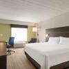Отель Holiday Inn Express Hotel & Suites Fort Myers East - The Forum, an IHG Hotel, фото 3