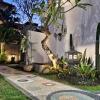 Отель Maja Villa Batubelig by Pramana Villas, фото 18