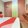 Отель OYO 89451 Hotel Taj Inn Seksyen 7, фото 13