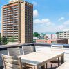 Отель Regal Rooftop Retreat Rise Above the Ordinary, фото 17
