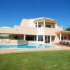 Отель Lavish Villa in Albufeira With Private Swimming Pool, фото 2