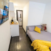 Отель Cosy Ensuite Style Studio Close to University!, фото 2
