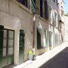 Отель Arles Getaway - La Suite Arlésienne в Арле