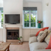 Отель Beautiful 2 bed cottage along Constantia Wine route with pool, фото 6