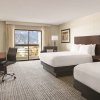 Отель DoubleTree by Hilton Colorado Springs, фото 32