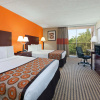 Отель Howard Johnson by Wyndham Arlington Ballpark / Six Flags, фото 6